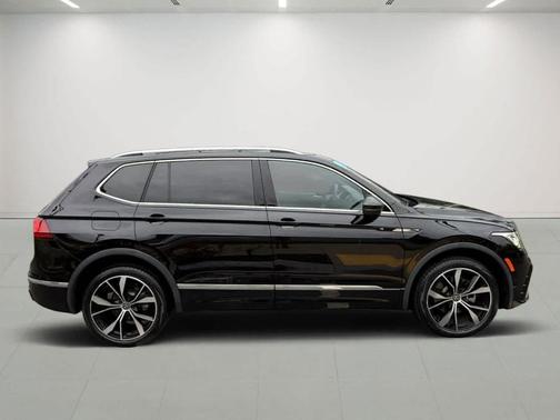 2022 Volkswagen Tiguan 2.0T SEL R-Line
