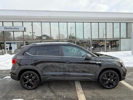 2023 Volkswagen Taos 1.5T SE