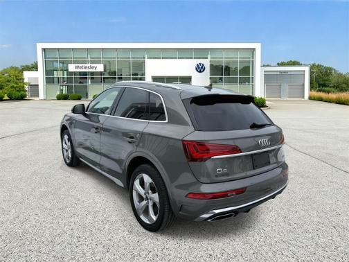 2023 Audi Q5 45 S line Premium Plus