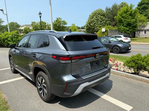 2025 Volkswagen Tiguan 2.0T S