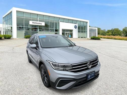 2023 Volkswagen Tiguan 2.0T SE