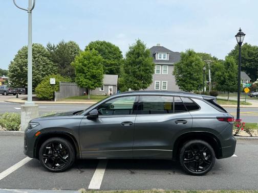 2025 Volkswagen Tiguan 2.0T SE R-Line Black