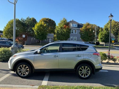 2018 Toyota RAV4 Hybrid Limited