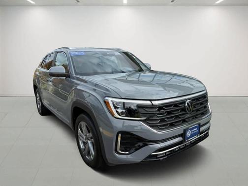 2024 Volkswagen Atlas Cross Sport 2.0T SEL R-Line