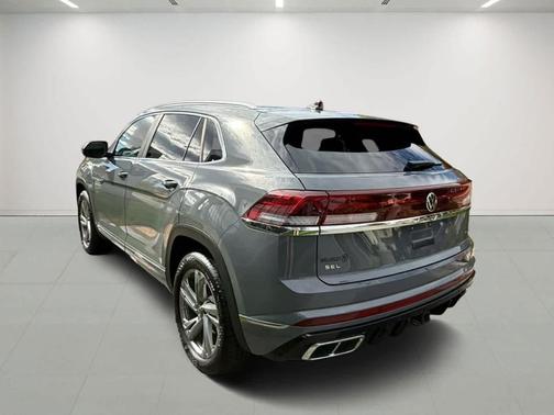 2024 Volkswagen Atlas Cross Sport 2.0T SEL R-Line