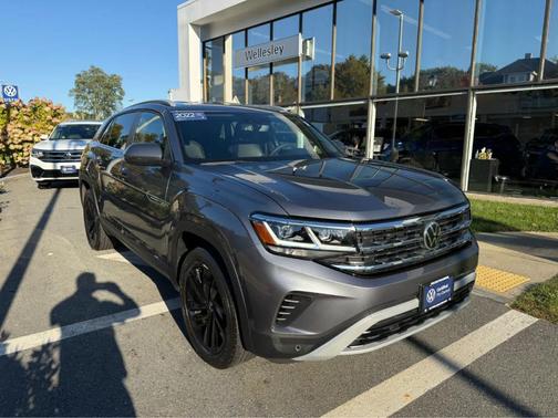 2022 Volkswagen Atlas Cross Sport 3.6L V6 SE w/Technology