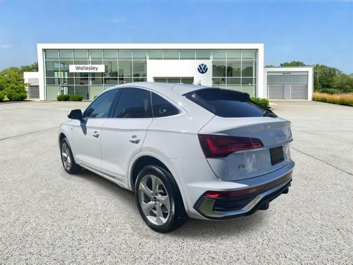 2023 Audi Q5 45 S line Premium Plus