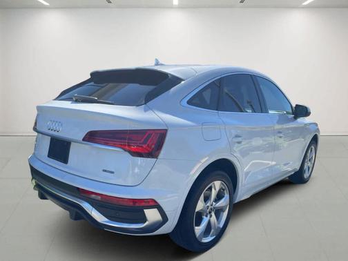 2023 Audi Q5 45 S line Premium Plus