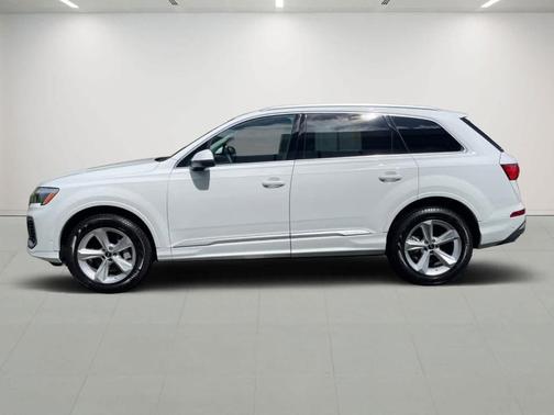 2025 Audi Q7 55 Premium