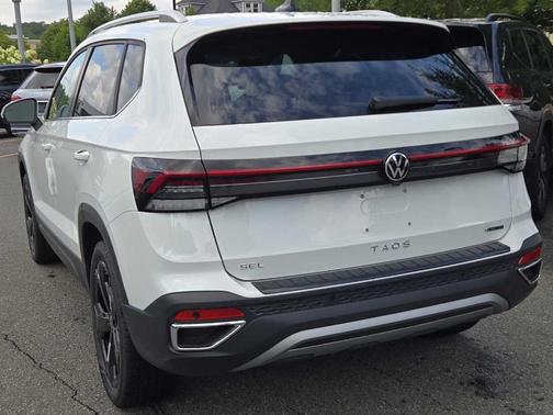 2025 Volkswagen Taos 1.5T SEL