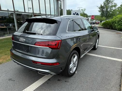 2024 Audi Q5 e 55 S line quattro Premium