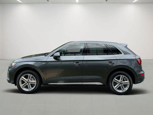 2024 Audi Q5 e 55 S line quattro Premium