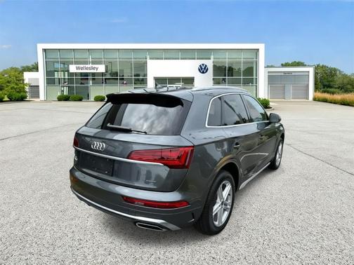 2024 Audi Q5 e 55 S line quattro Premium