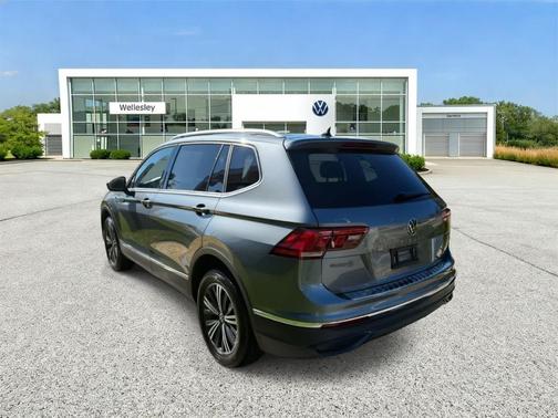 2024 Volkswagen Tiguan 2.0T Wolfsburg Edition