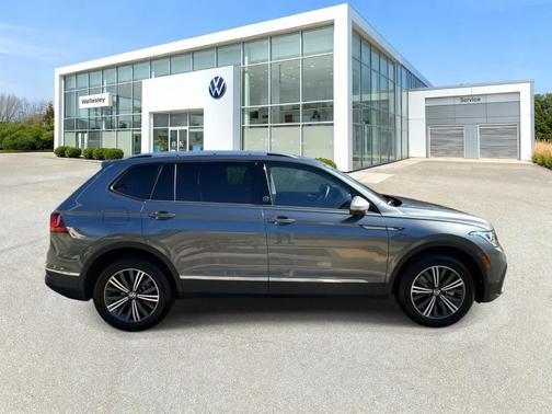 2024 Volkswagen Tiguan 2.0T Wolfsburg Edition