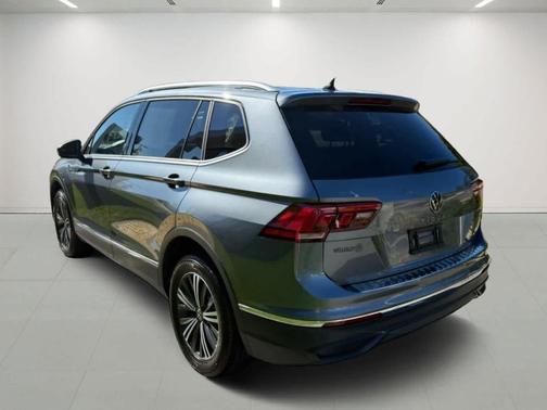2024 Volkswagen Tiguan 2.0T Wolfsburg Edition
