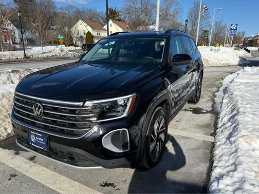 2025 Volkswagen Atlas 2.0T SE