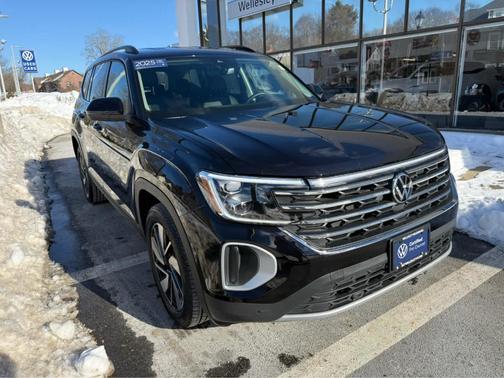2025 Volkswagen Atlas 2.0T SE