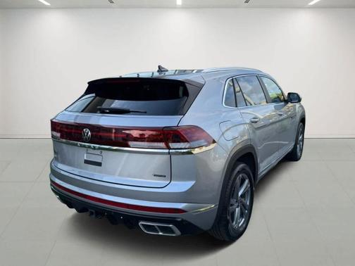 2024 Volkswagen Atlas Cross Sport 2.0T SEL R-Line