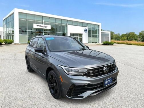 2023 Volkswagen Tiguan 2.0T SE R-Line Black