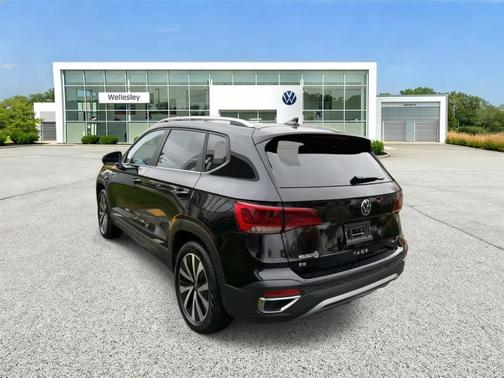 2023 Volkswagen Taos 1.5T SE