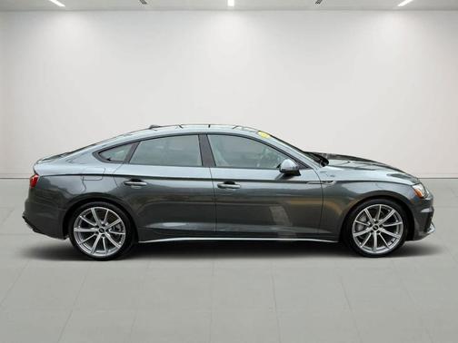 2025 Audi A5 Sportback S line Premium