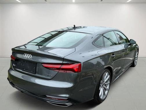 2025 Audi A5 Sportback S line Premium