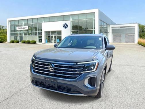 Pure Gray 2026 Volkswagen Atlas 2.0T SE W/TECHNOLOGY