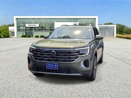 Avocado Green Pearl 2026 Volkswagen Atlas 2.0T SEL