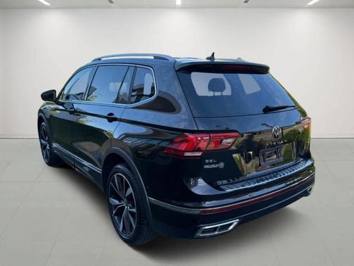 2022 Volkswagen Tiguan 2.0T SEL R-Line