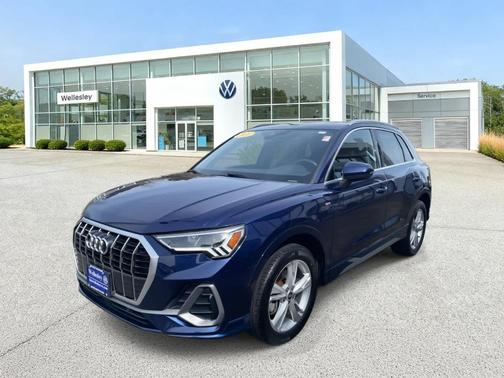 2021 Audi Q3 45 S line Premium Plus
