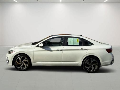 2025 Volkswagen Jetta 1.5T SEL