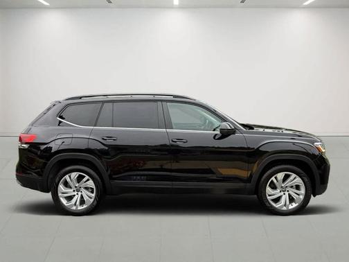 2023 Volkswagen Atlas 2.0T SE