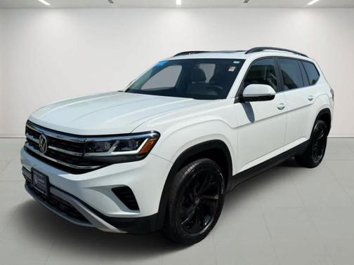 2022 Volkswagen Atlas 3.6L SE w/Technology