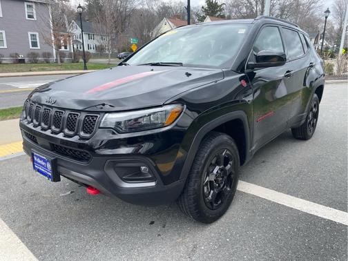 Diamond Black 2023 Jeep Compass Trailhawk