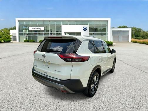 White 2023 Nissan Rogue SL