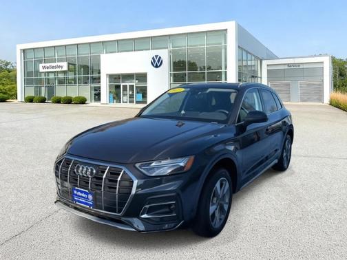2023 Audi Q5 40 Premium