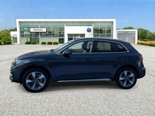 2023 Audi Q5 40 Premium