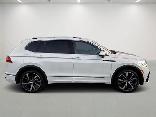 2024 Volkswagen Tiguan 2.0T SEL R-Line