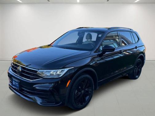 2022 Volkswagen Tiguan 2.0T SE R-Line Black