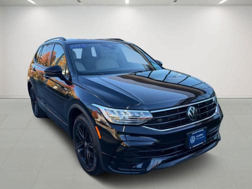 2022 Volkswagen Tiguan 2.0T SE R-Line Black