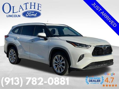 2022 Toyota Highlander LIMITED