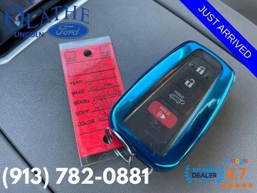 2022 Toyota Highlander LIMITED