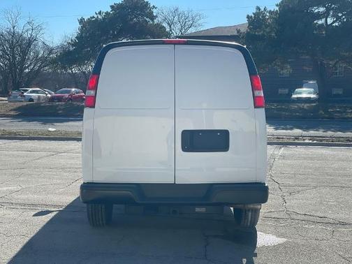 2022 Chevrolet Express 2500 WORK VAN