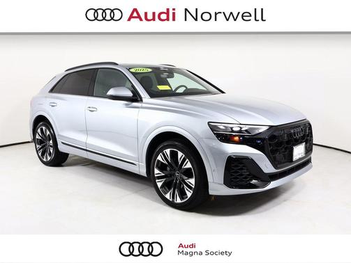 2025 Audi Q8 55 Premium Plus