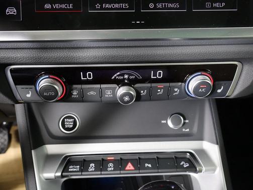 2025 Audi Q3 45 S line Premium Plus