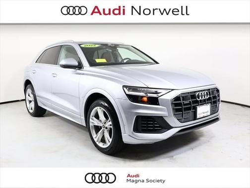2022 Audi Q8 55 Premium Plus