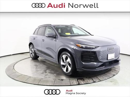 2025 Audi Q6 e-tron Premium Plus quattro