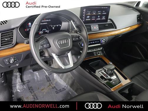 2023 Audi Q5 45 S line Premium Plus