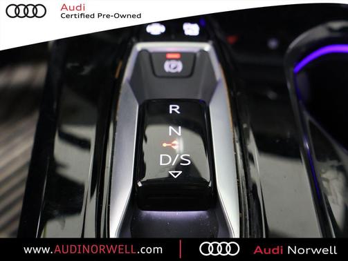 Grenadine Red Metallic 2025 Audi Q5 Premium Plus TFSI quattro S tronic
